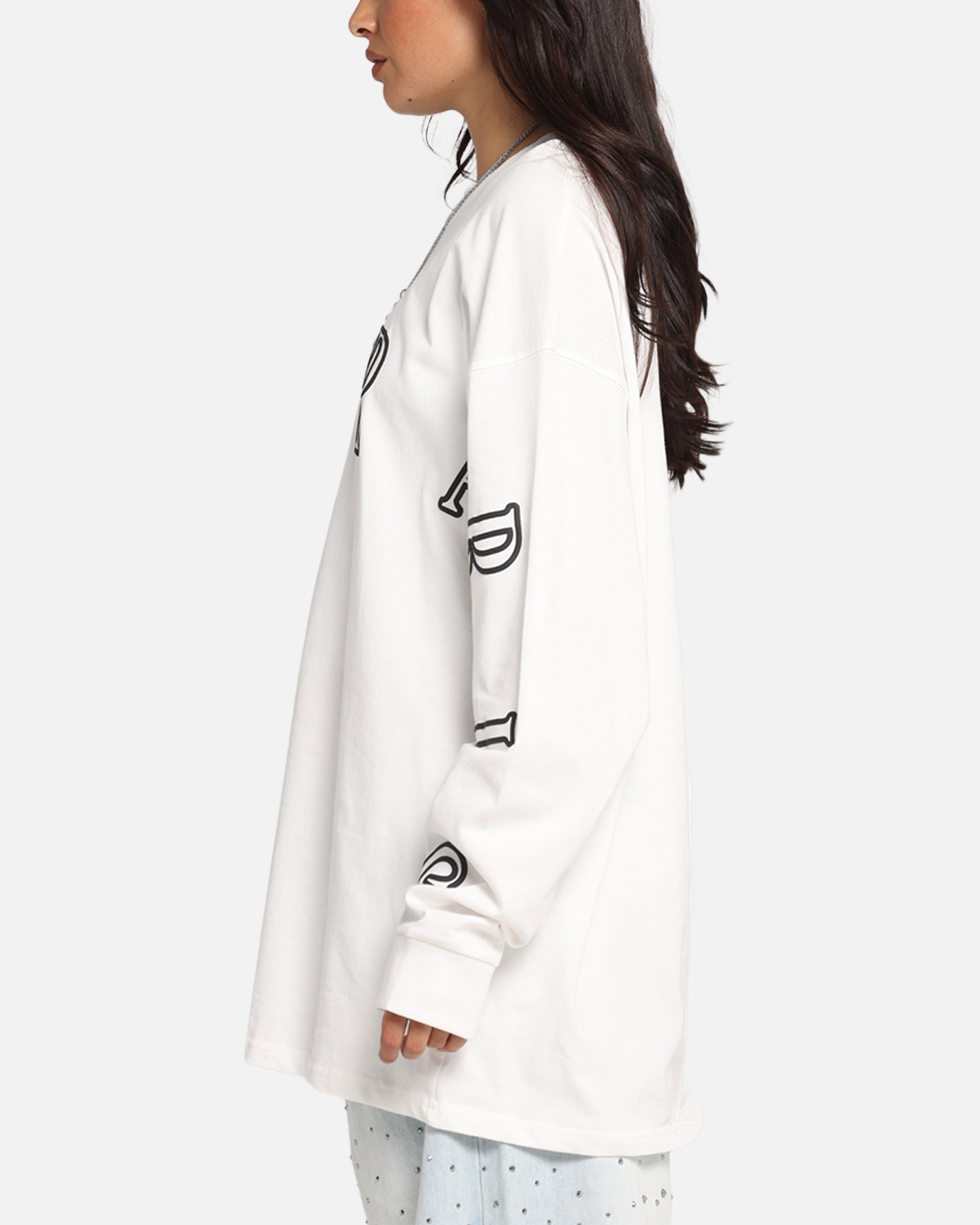Carre Global Oversized Long Sleeve T-Shirt Off White