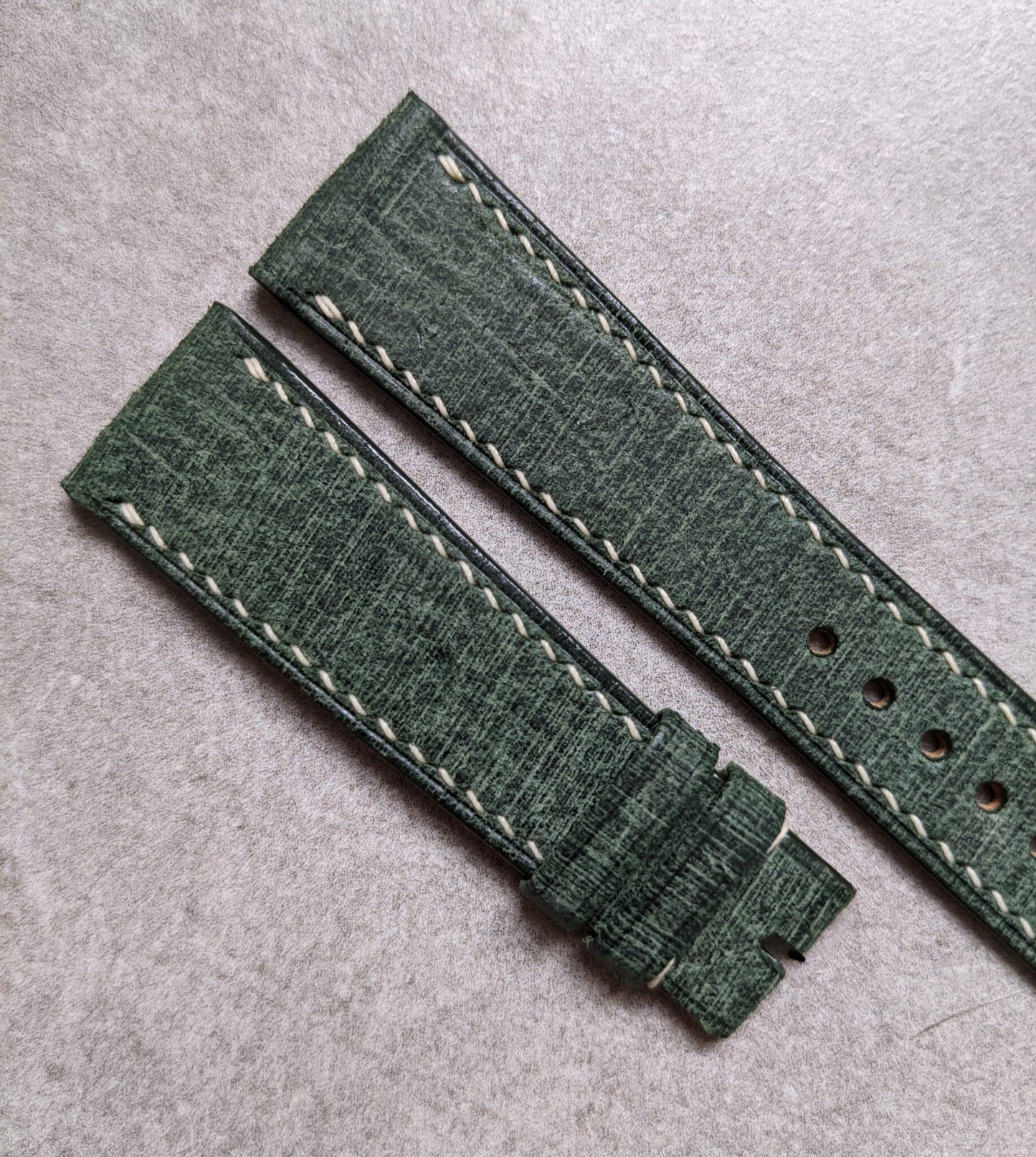 Babele Calfskin Watch Strap - Moss Green