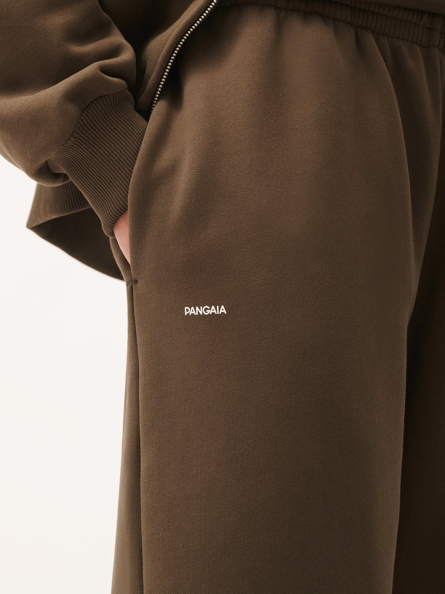 Womens DNA Barrel-Leg Track Pants—cacoa brown