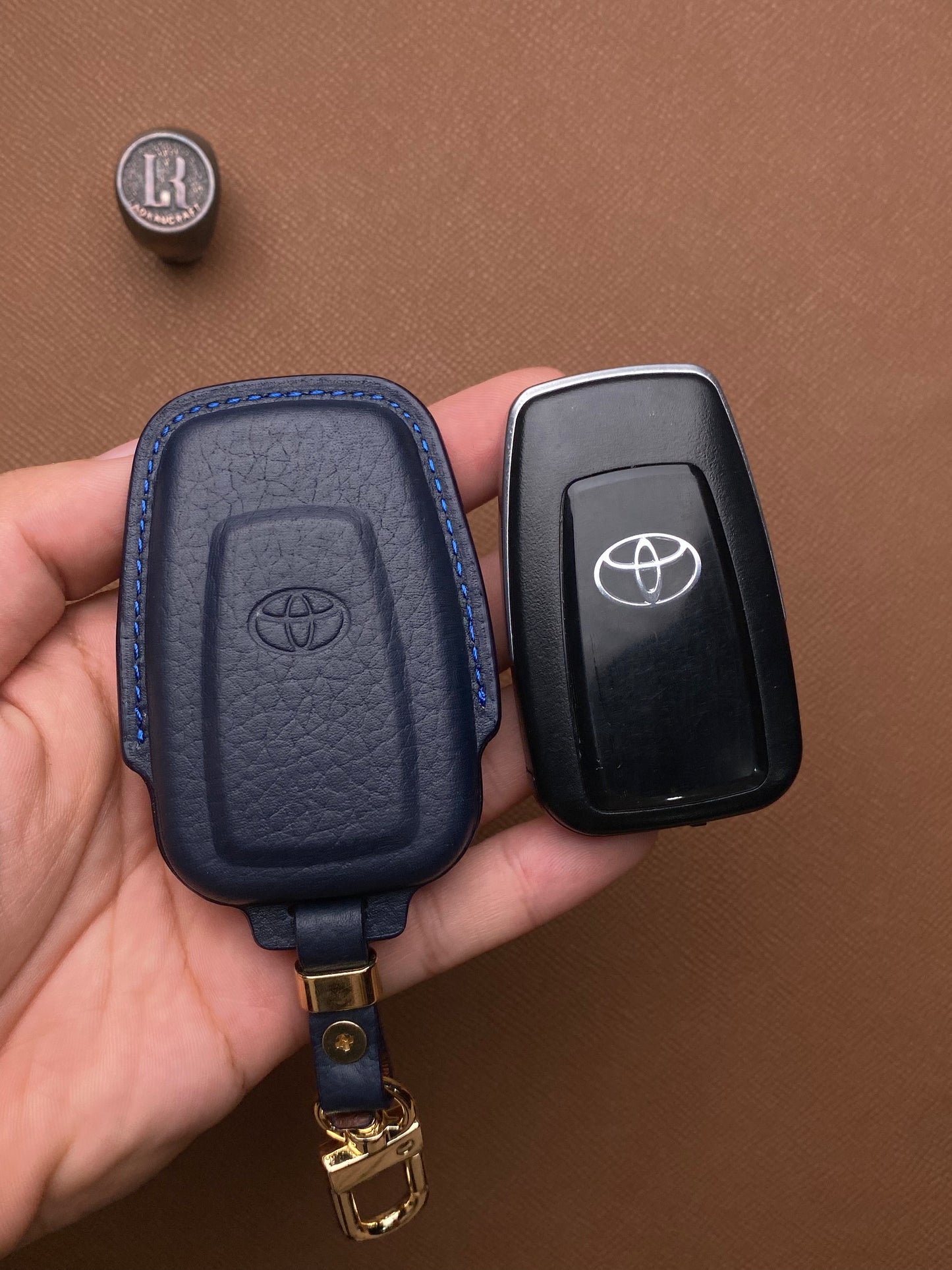 Leather Key Case for Toyota Camry, Cross (2019-2023) - TOD4