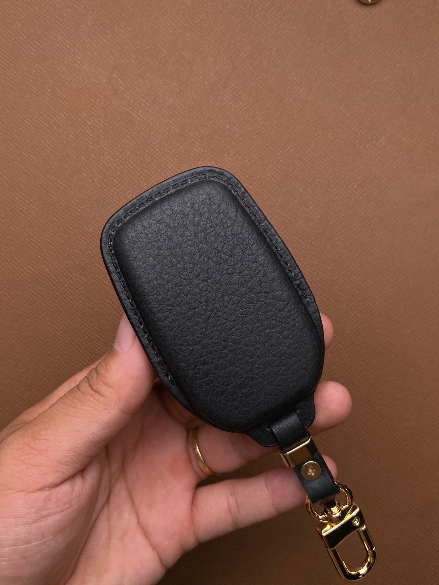 Leather Key Case for Toyota Fortuner, Innova V, Hilux G (2017-2022) 3-Button Smart Key - TOC3OTO