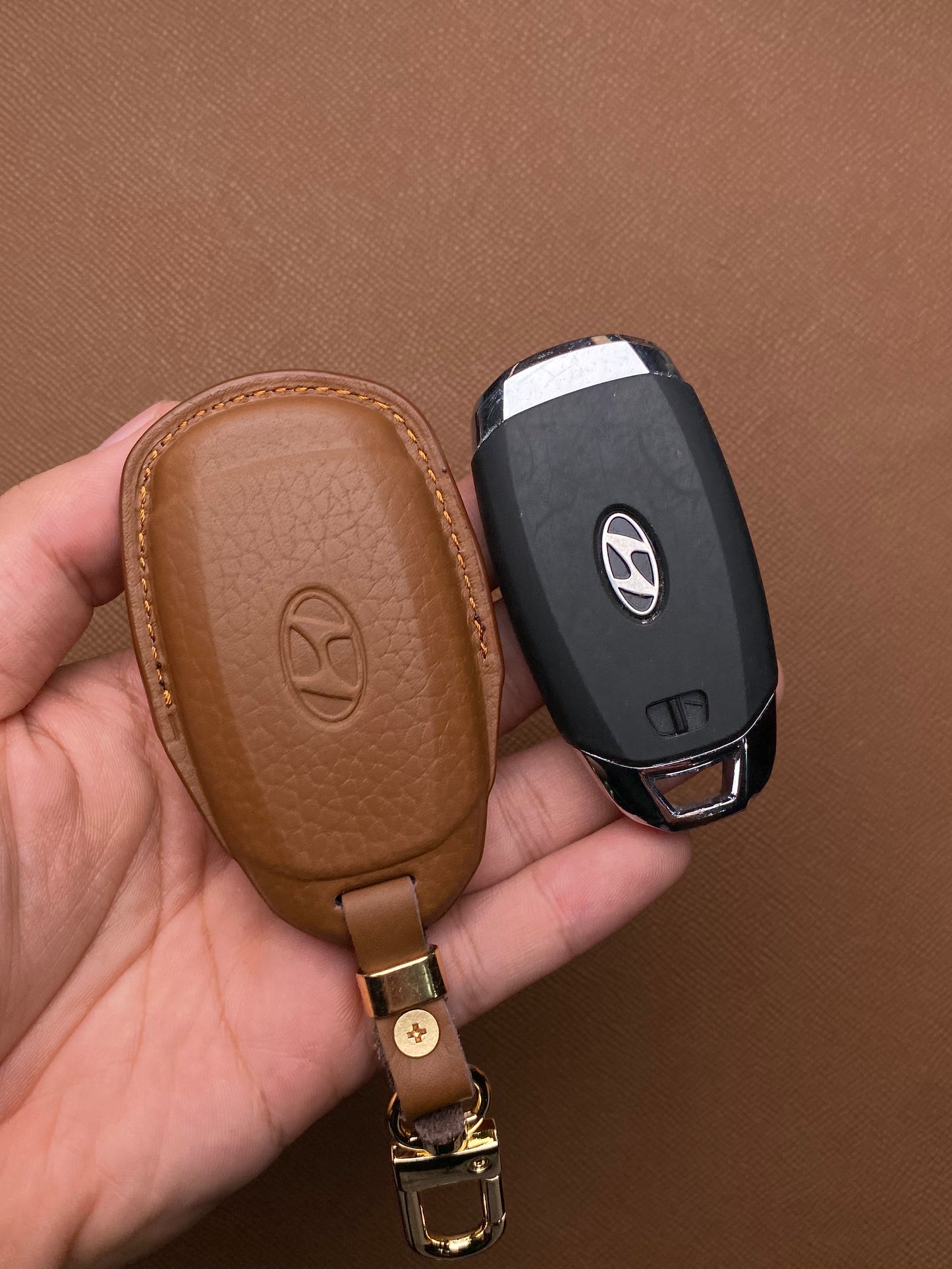 Leather Car Key Case for Hyundai Elantra (2023), Accent (2021-2023) - HUYD4