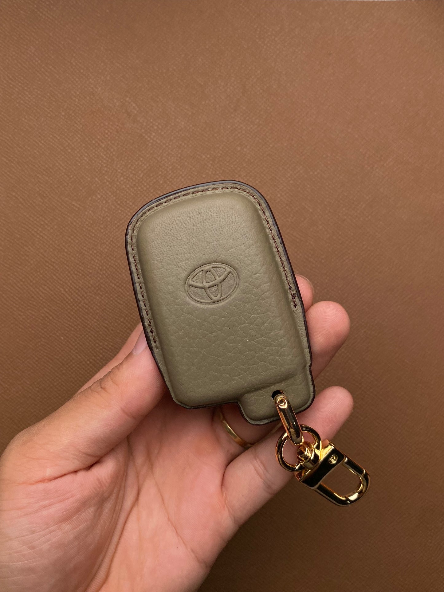 Leather Key Case for Toyota Altis (2019–2021) - TOB4