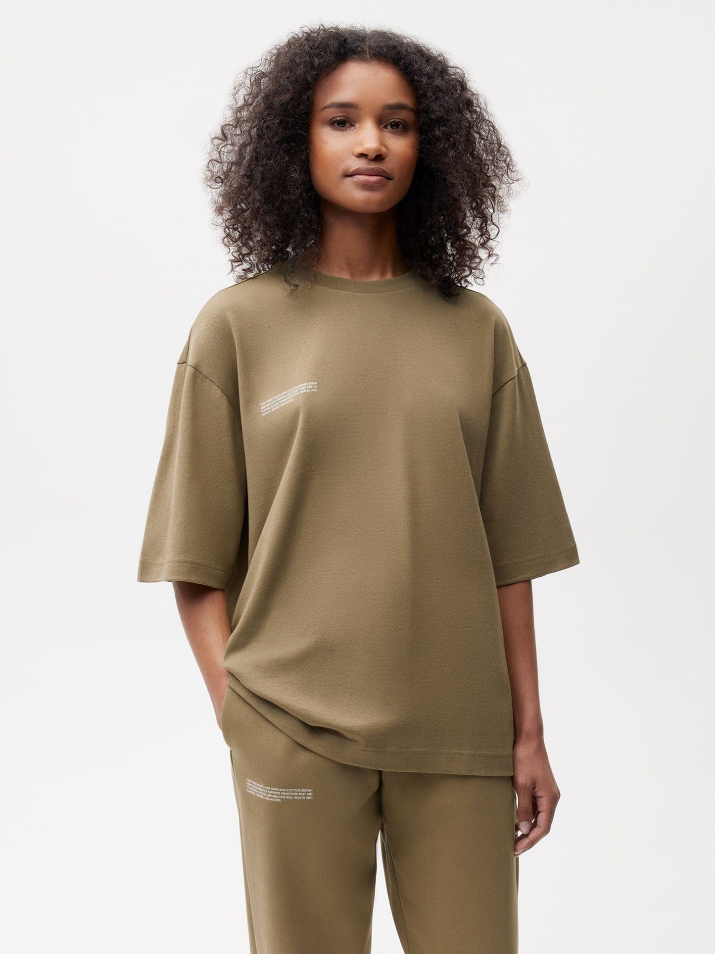 Womens In Conversion Cotton Boxy T-shirt—carbon brown
