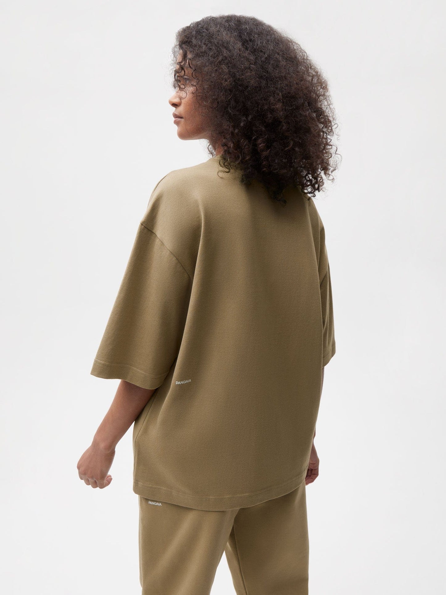 Womens In Conversion Cotton Boxy T-shirt—carbon brown