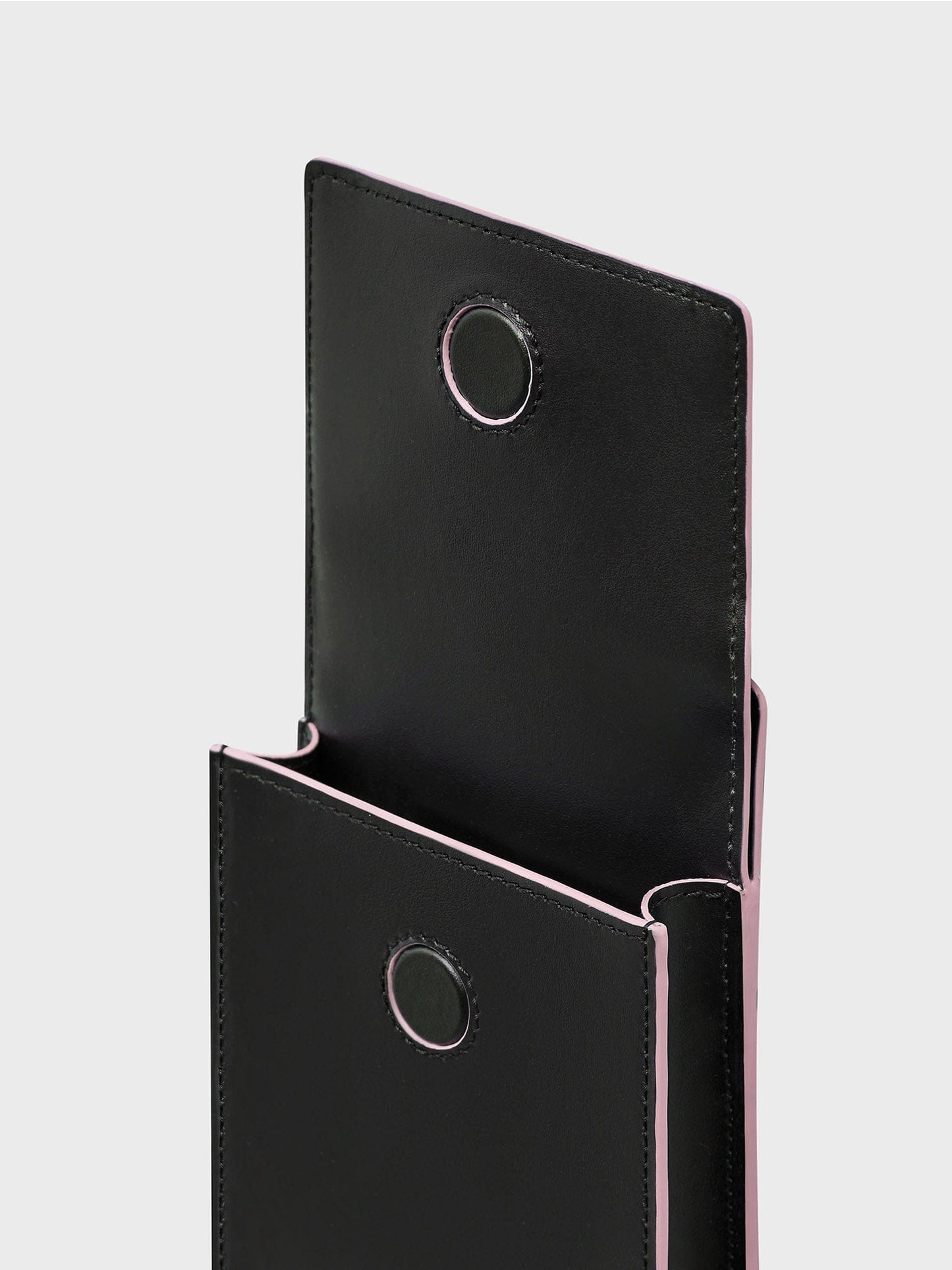 Biobased Passport Holder—sakura pink