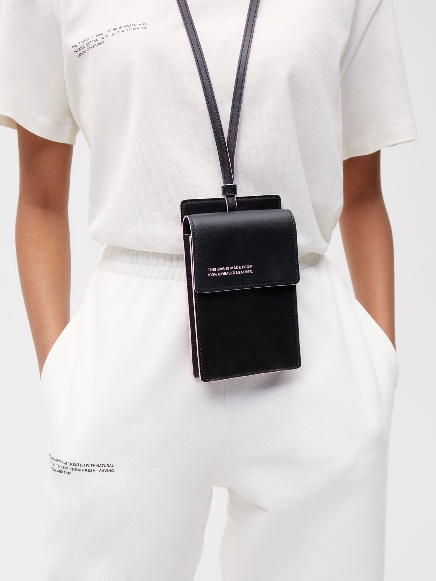 Biobased Passport Holder—sakura pink