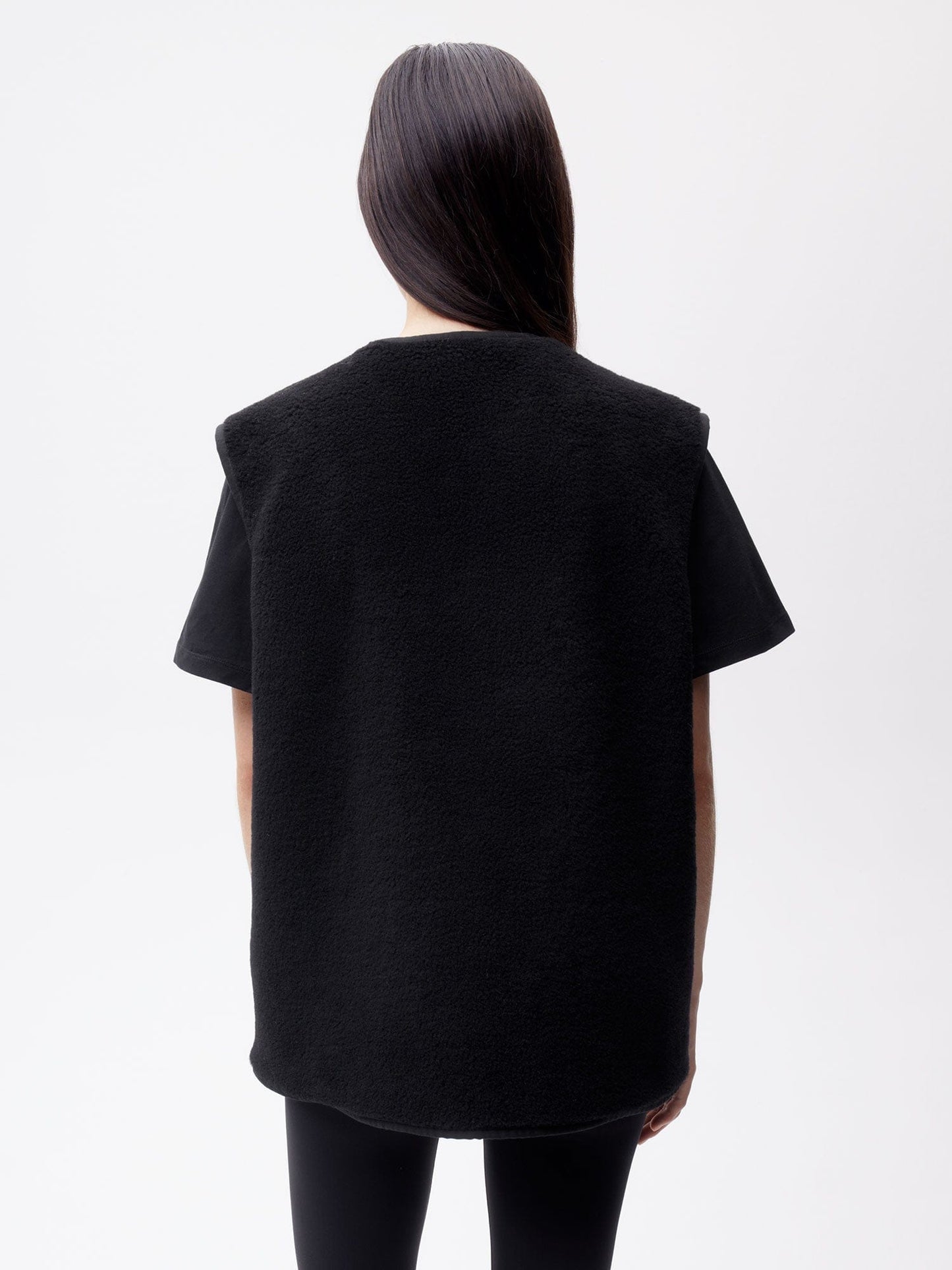 Womens Recycled Wool Fleece Gilet—black