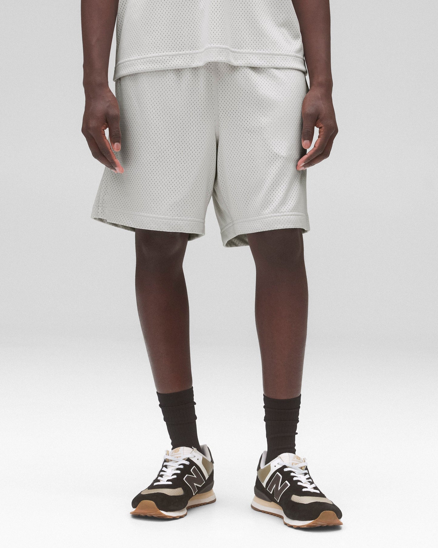 Athletic Mesh Relaxed Short 7"