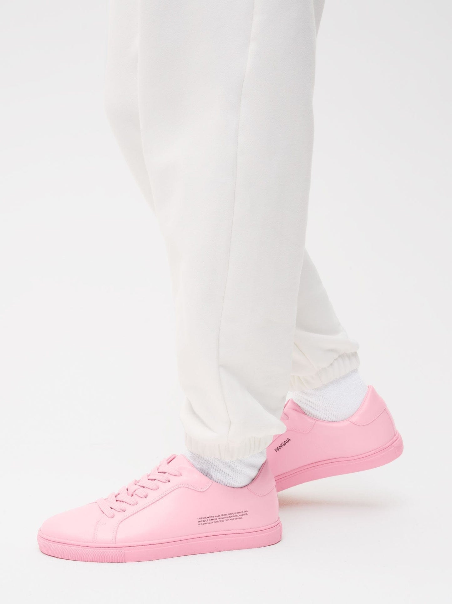 Grape Sneakers—sakura pink