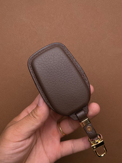 Leather Key Case for Toyota Fortuner, Innova V, Hilux G (2017-2022) 3-Button Smart Key - TOC3OTO