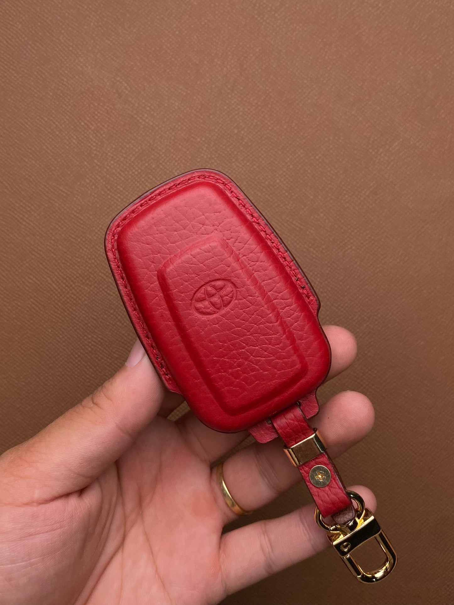 Leather Key Case for Toyota Land Cruiser (2022) - TOD3OTO