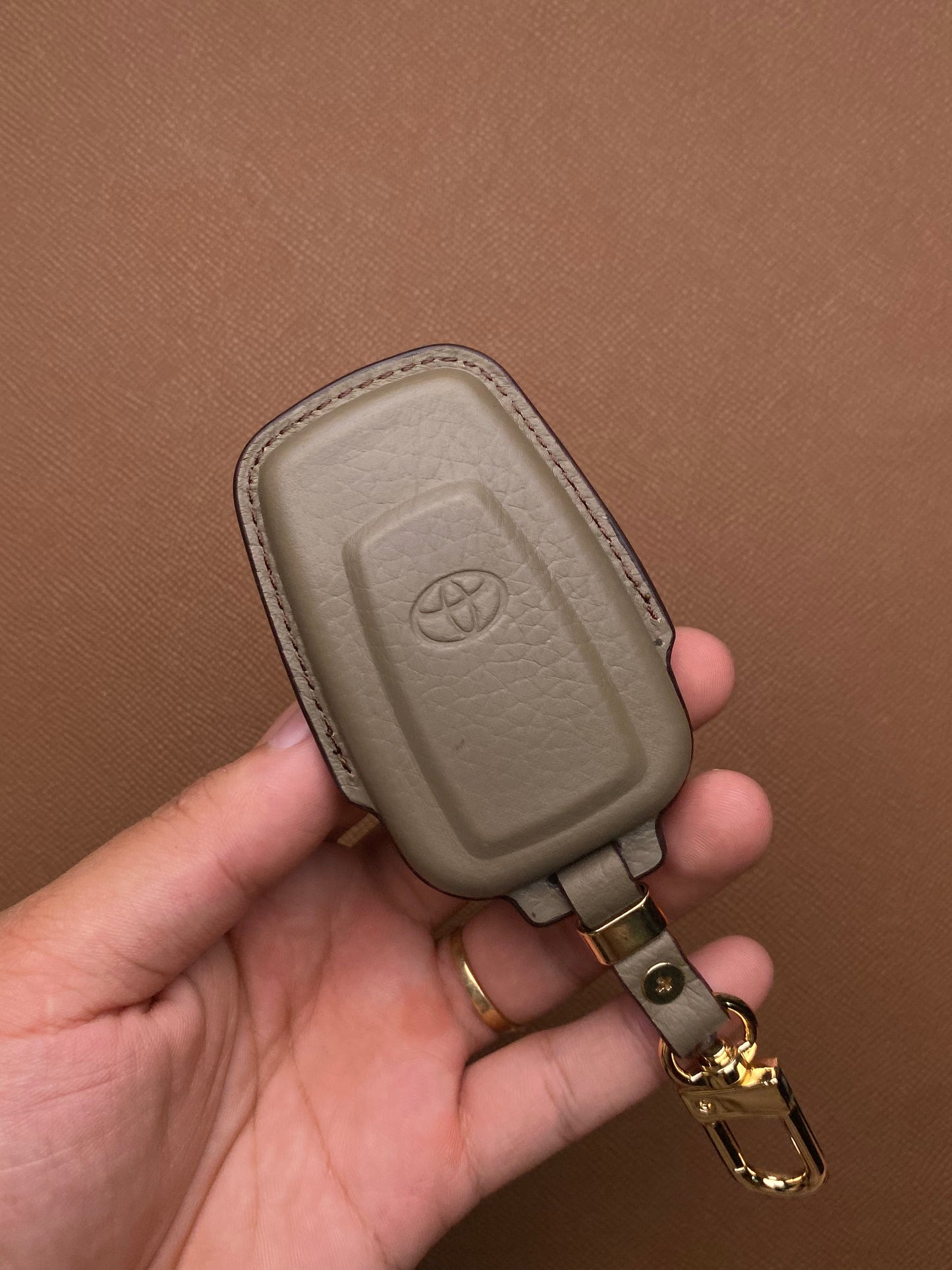 Leather Key Case for Toyota Land Cruiser (2022) - TOD3OTO