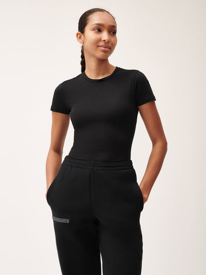 Womens 365 Cotton-Stretch T-shirt—black