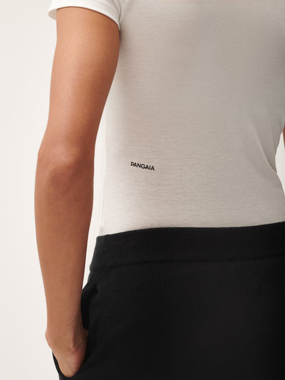 Womens 365 Cotton-Stretch T-shirt—off-white